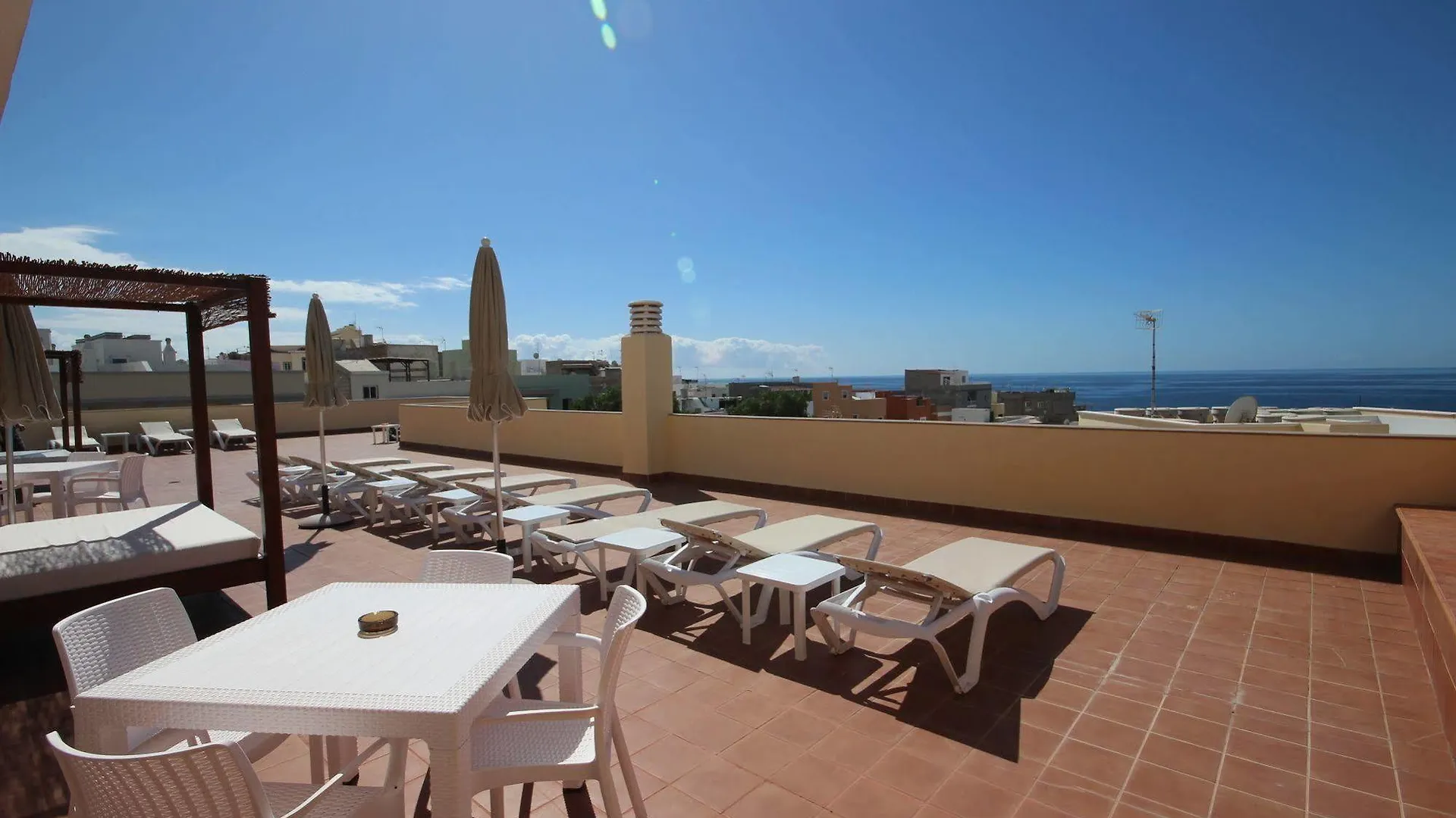 Apartamentos Isla Tenerife Sur (Adults Only) Tenerife Island Appartement